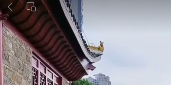 临津门古意 / 邓坚才