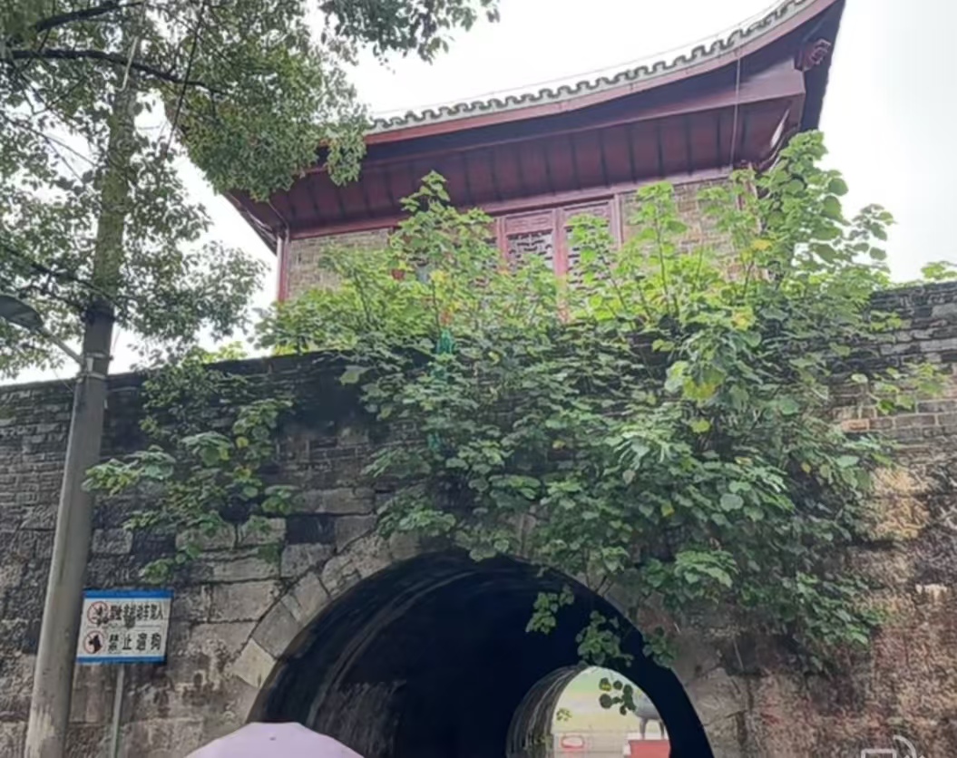 邓坚才.jpg